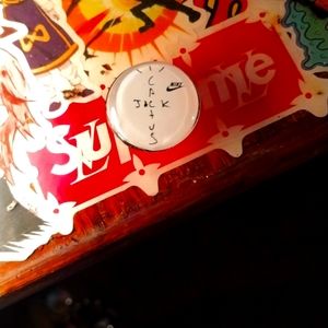 Travis Scott x Nike croc charm